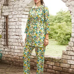 Anouk Printed Shirt Collar Neck Tunic & Flared Trouser Co-Ords image 3
