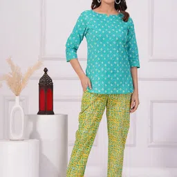 Vastralay Ethnic Motifs Printed Notched Neck Pure Cotton Kurti With Trousers image 1