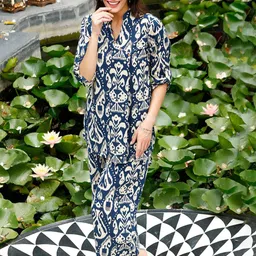 GoSriKi Printed Mandarin Collar Tunic With Palazzo-picture-18