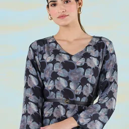 navyasa by liva Printed V-Neck Top With Trouser Co-Ords image 2