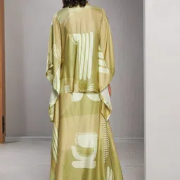 Vedika M Printed Shirt & Skirt image 2