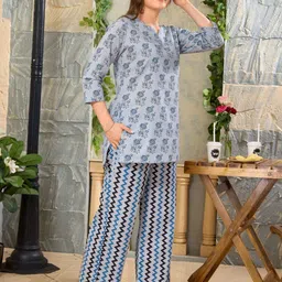 NIGHT FLOSS Printed Round Neck Three-Quarter Sleeves Pure Cotton Top With Palazzo image 5