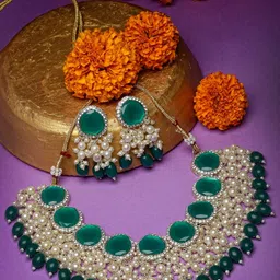Sukkhi Gold-Plated Stones Studded & Beaded Jewellery Set-picture-37
