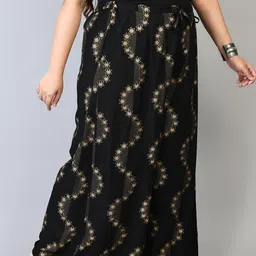 PrettyPlus by Desinoor.com Women Plus Size Black & Gold-Toned Floral Printed Palazzos image 5