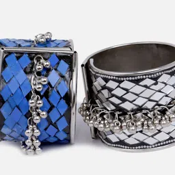 VAGHBHATT Women Set Of 2 Sterling Silver Oxidised Silver-Plated Cuff Bracelet image 3