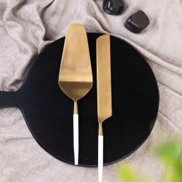 vareesha Radiant White Handle Gold Heads Cake Set image 1