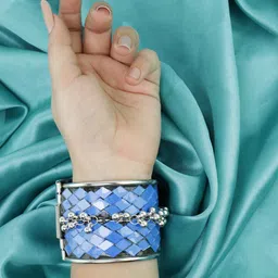 VAGHBHATT Women Set Of 2 Sterling Silver Oxidised Silver-Plated Cuff Bracelet image 4