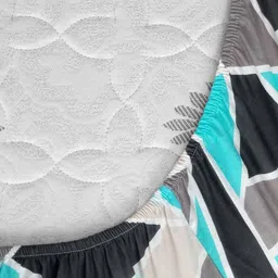 Divine Casa Turquoise Blue & White Geometric 144 TC Single Bedsheet with 1 Pillow Covers image 5