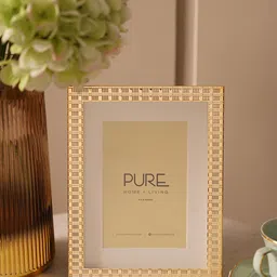 Pure Home and Living Gold Plated Yellow Patterned Metal Photo Frame-picture-25