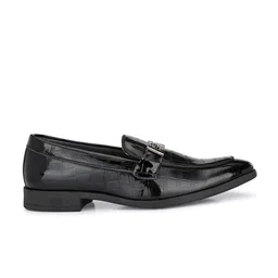 INVICTUS Men Black Solid Formal Loafers image 4