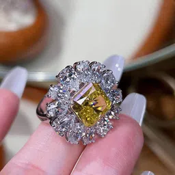 Designs & You Silver-Plated American Diamond Crushed Ice Cut Floral Ring image 2