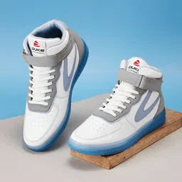 Duke Men Colourblocked Sneakers image 1