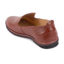 FAUSTO Men Textured Leather Formal Slip-On Shoes image 4