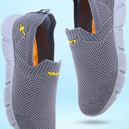 Sparx Men Textured Slip On Running Shoes image 1