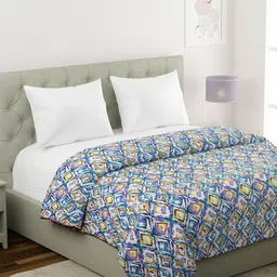 KLOTTHE White & Blue Geometric Mild Winter 210 GSM Double Bed Dohar-picture-41