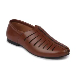 FAUSTO Men Ethnic Lightweight Mojaris With Laser Cuts image 2