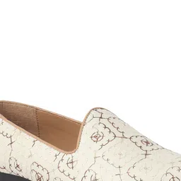 FAUSTO Men Woven Design Mojaris image 2