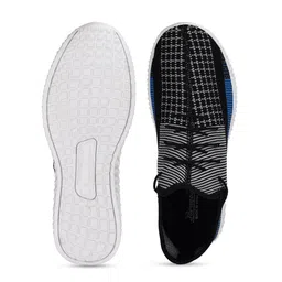 Paragon Men Lace-Up Walking Shoes image 2