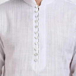 Streaks & Crosses Mandarin Collar Long Sleeves Straight Thread Work Kurta image 4