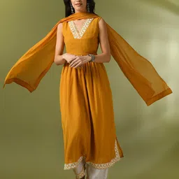 Sangria Floral Embroidered Sleeveless Straight Kurta With Trousers & Duppatta image 1