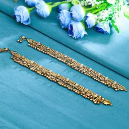 Sukkhi Gold-Plated Kundan-Beaded Anklets image 1