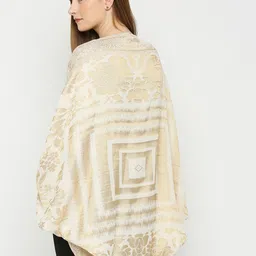 Cloth Haus India Women Printed Cotton Shrug image 4