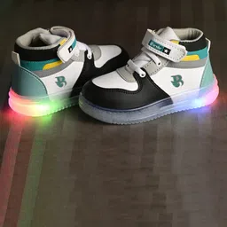 BIRDE Boys Colourblocked LED Lightweight Mid-Top Sneakers-picture-29