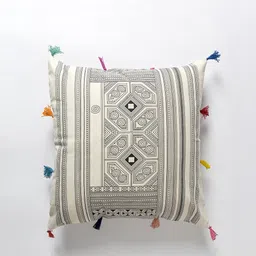 Contrast Living Off White & Black 4 Pieces Geometric Printed Cotton Square Cushion Covers image 2