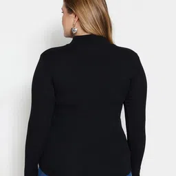 Trendyol Plus Size Round Neck Long Sleeves T-shirt image 3