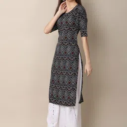 7threads KALINI Women Pack of 2  Red & Black Ethnic Motifs Printed Crepe Kurta image 4