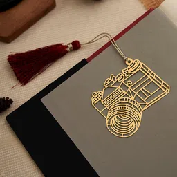 DecorTwist Brass Camera Design Bookmark image 1