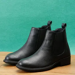 Roadster Women Black Textured Casual Boots-picture-38