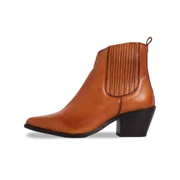 Peach Flores Women Amelia Mid Top Pointed Toe Block-Heel Chelsea Boots image 2