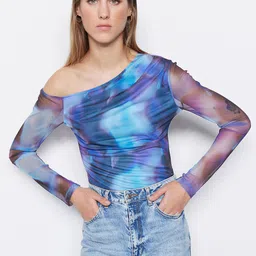 Trendyol Abstract Printed Boat Neck Top-picture-7