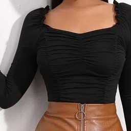 BAESD Scoped Neck Ruched Top image 4