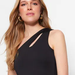 Trendyol One Shoulder Sleeveless Cut Out Top image 5