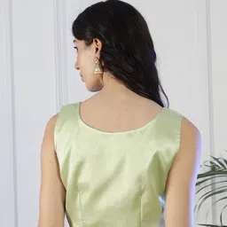 NEUDIS Round Neck Embellished Sequinned Crop Top image 4