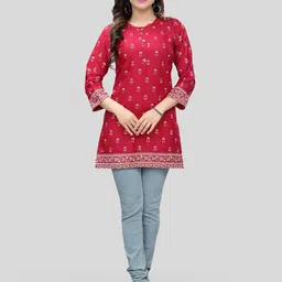 Saree Swarg Floral Printed Stright Kurti image 4