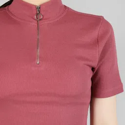 CHKOKKO Mock Collar Cotton Crop T-shirt image 2