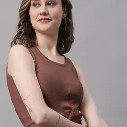 FBAR Sleeveless Twisted Cotton Crop Top image 3