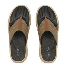 SOFTIO Men Olive Green Thong Flip-Flops-image-58
