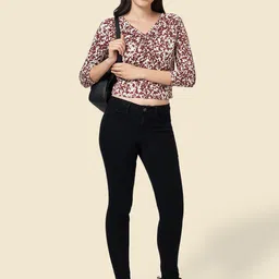 YU by Pantaloons Abstract Printed Ruched Cotton Crop Top image 5