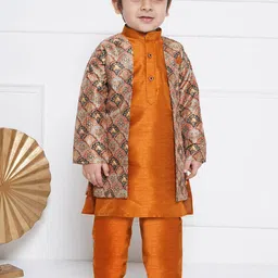 Aj DEZInES Boys Floral Embroidered Mandarin Collar Straight Kurta With Pyjama-picture-32