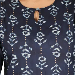 Aramya Ethnic Motifs Printed Key Hole Neck Straight Pure Cotton Kurta With Trouser image 4