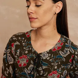 all about you Floral Printed Tie-Up Neck Tunic image 2