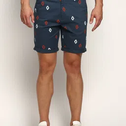 SHOWOFF Men Geometric Printed Mid Rise Cotton Chinos Shorts-picture-16