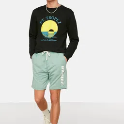 Trendyol Men Striped Shorts-picture-38