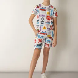 Jack & Jones Junior Boys Typography Printed Mid-Rise Cotton Regular Shorts image 5