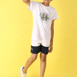 V-Mart Boys Colourblocked Cotton Shorts image 3