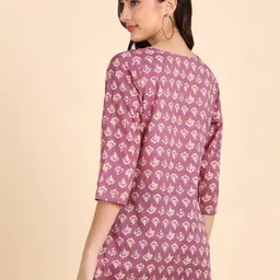 VEDANA Ethnic Motifs Printed Pure Cotton Kurti image 4